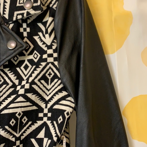 Moto jacket - Picture 4 of 8